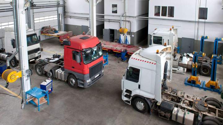 Professional truck restoration Mississauga
