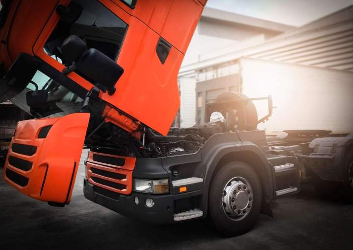 Truck repair service Mississauga